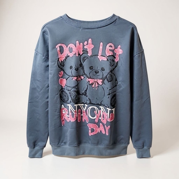Wound Up Juniors Teddy Bear Sweatshirt. Small - Picture 1 of 4